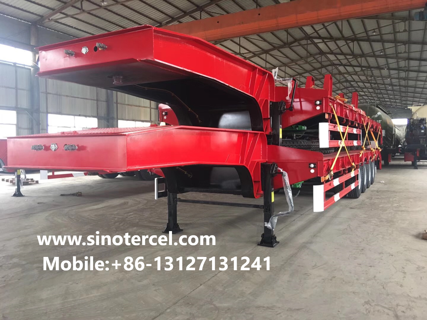 4 Axles Flat Bed Semi Trailer Strong Bearing Stable Single Axle 40 ft container