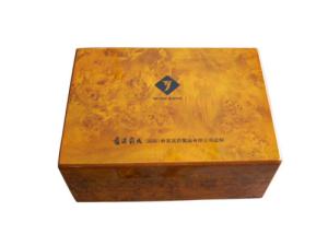China MDF with wood veneer glossy UV painting Gold coin wood box factory
