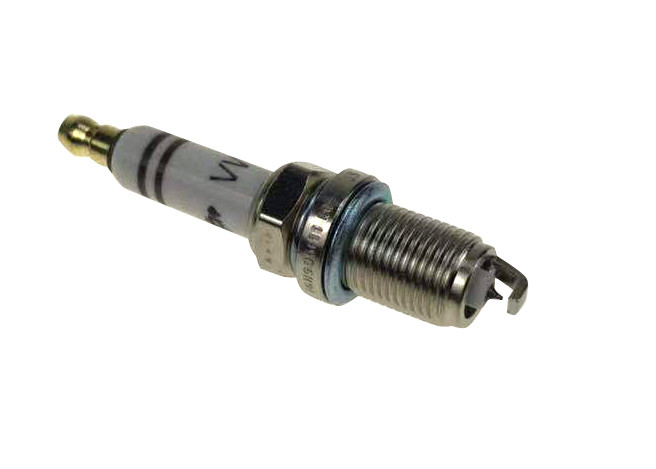 PAT Iridium Spark Plugs For Audi A3 A4 A5 A6 VW Passat 06H 905 611 06H905611