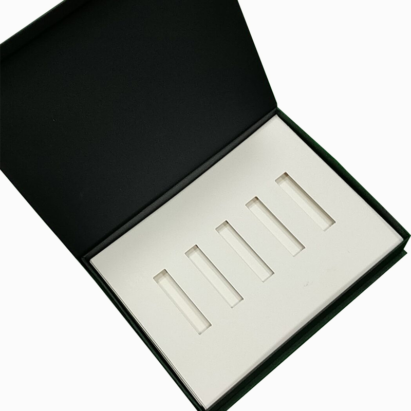 Recyclable CMYK/PANTONE Printing Red Magnetic Box Gift Set for End Luxury Packaging