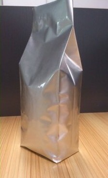 China Plain Silver Bottom Plastic Pouches Packaging Recyclable Heat Seal factory