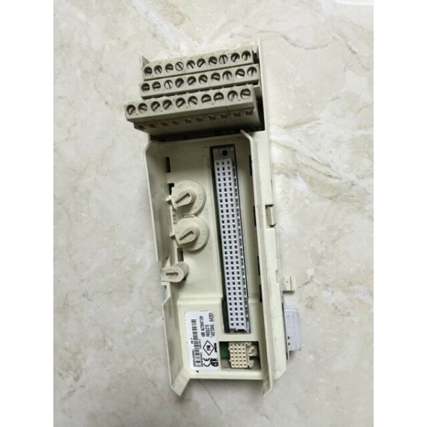 China ABB SPNIS21 PLC Module Normally Closed Contacts factory