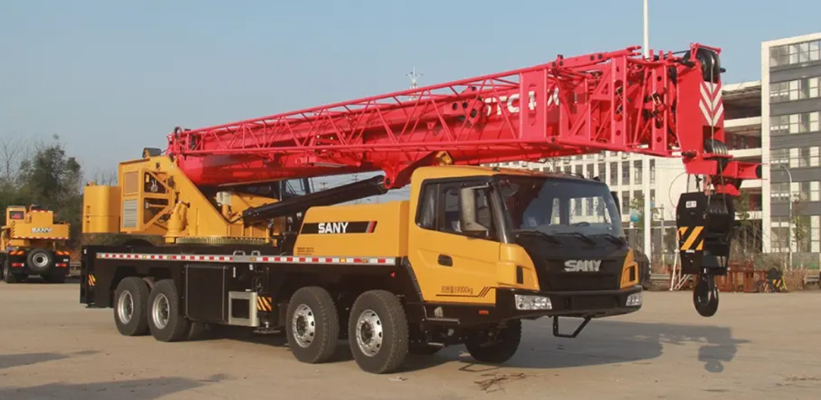 Construction Used 44.5m 40 Ton Mobile Boom Pump High Quality Crane With Remote Control