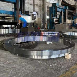 China Stainless Steel Pipe Flanges SORF Slip On Raised Face Flange ASTM A182 Flanges factory