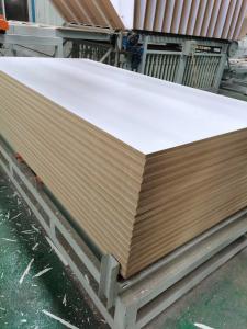 China Packing material Moisture 8% 6mm Raw MDF Board factory