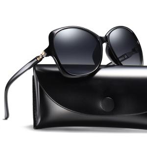 China Female Clout UV400 Big Frame Glasses 2021 Stylish Polarized Sunglasses Brand Your Logo factory