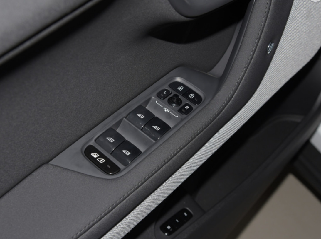Polestar 2 2021 single motor standard battery life 5 Door 5 seats hatchback Compact car
