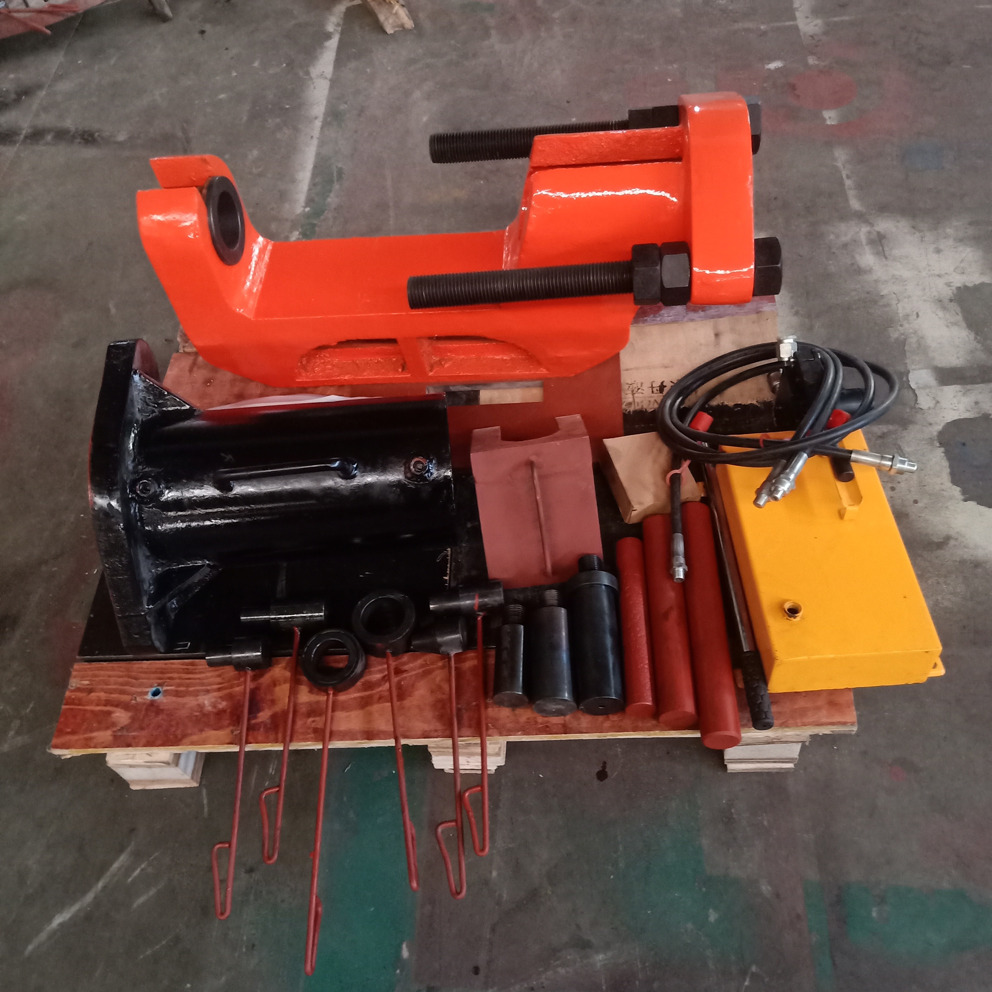 100T Portable Track Pin Press For Chain Link Fitting