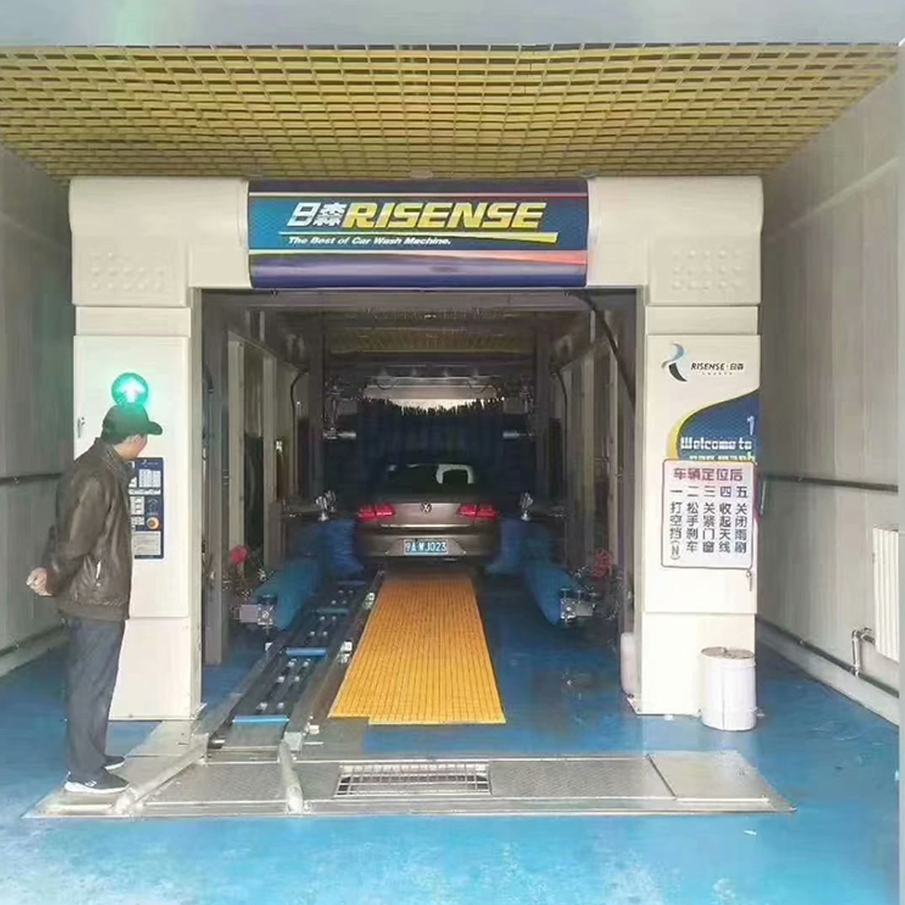 8.86kw Total Power Professional Truck Wash Equipment With DN25mm Water Supply