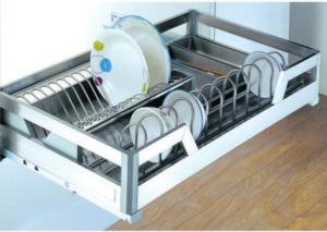 China Endurable Chrome Plated Sliding Baskets For Kitchen Cabinets Space Saving factory