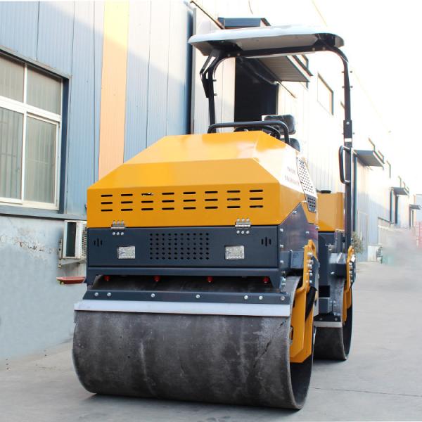 Industrial Compactor Machine Hydraulic Vibrating Road Roller for Smooth Asphalt