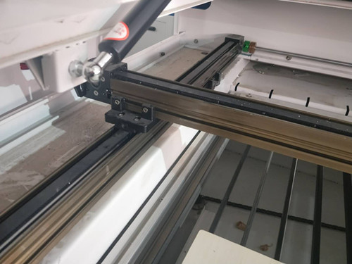 WiFi Module Guide Rail Reci Efr CO2 Tube 1300X900 CO2 Laser CNC Router CO2 Laser Cutting Machine for Non Metal Material