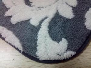 China Jacquard gray microfiber bath mat 40*60 microfiber core foam bathroom anti skid rubber factory
