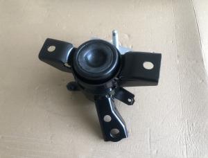 China 12305-21020 Car Engine Mounting For Toyota IST NCP6 1.3 12305-0M030 123050M030 factory
