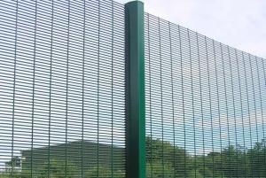 China Green Color Hot Dip Galvanized Welded Wire Mesh Fence 4.0mm  non rusting on sale