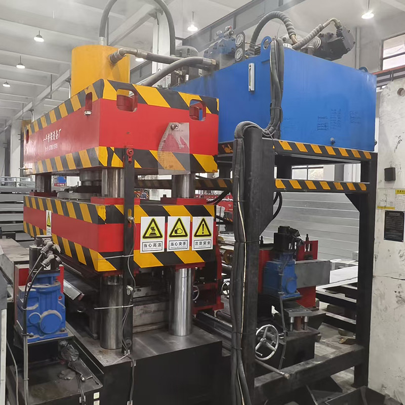 Accuracy Cable Tray Forming Machine With Hydraulic Pressure Production Type And Multiple Platform Size
