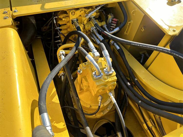 Japan Made Used Komatsu PC300 PC300-7 Excavator Original Hydraulic Pump Included