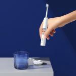 Kids Electric Toothbrush With 2 DuPont Brush Heads And Travel Case