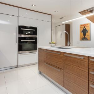 Customization Modern Dark Brown Kitchen Cabinets European Style L Shaped