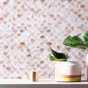 China Fan Shape Natural Shell White Pattern Mosaic Tile Mother Of Pearl Backsplash Wall Tile factory