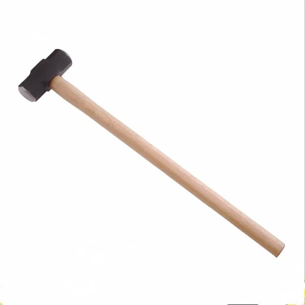 10LB Carbon Steel China Local wood handle Sledge Hammer in Hand Construction
