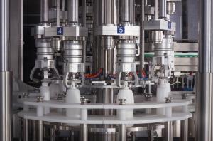 China Maximum 2500 Bottles / Hours Multi Heads Filling Capping Machine factory