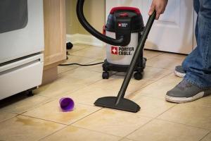 China Floor Cleaning 1000W 15L Industrial Vacuum Cleaners factory