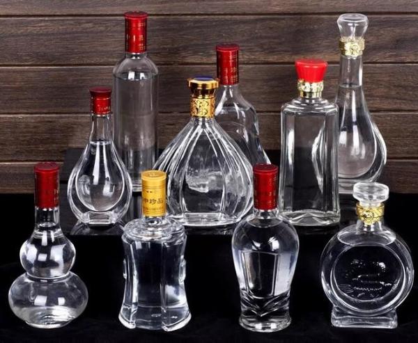 Cheap high white galss vodka bottle whisky glass bottle 700ml 750ml glass liquor
