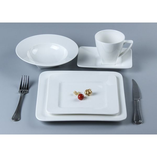 China FDA Certificated Versatile 20pc Square Ceramic Dinner Set factory