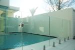 Fine Polished Edge Industrial Decoration Hotel Tempered Glass Fence for Swimming