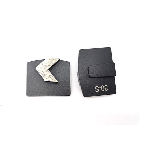 China Black Husqvarna Redi Lock Arrowhead Diamonds Durable Concrete Grinding Disc factory
