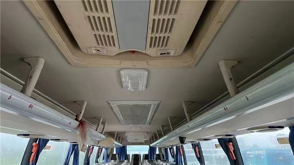 Luxury Coach Bus 49 Seats Second Hand Kinglong Bus Used Passenger Bus For Sale Euro 3