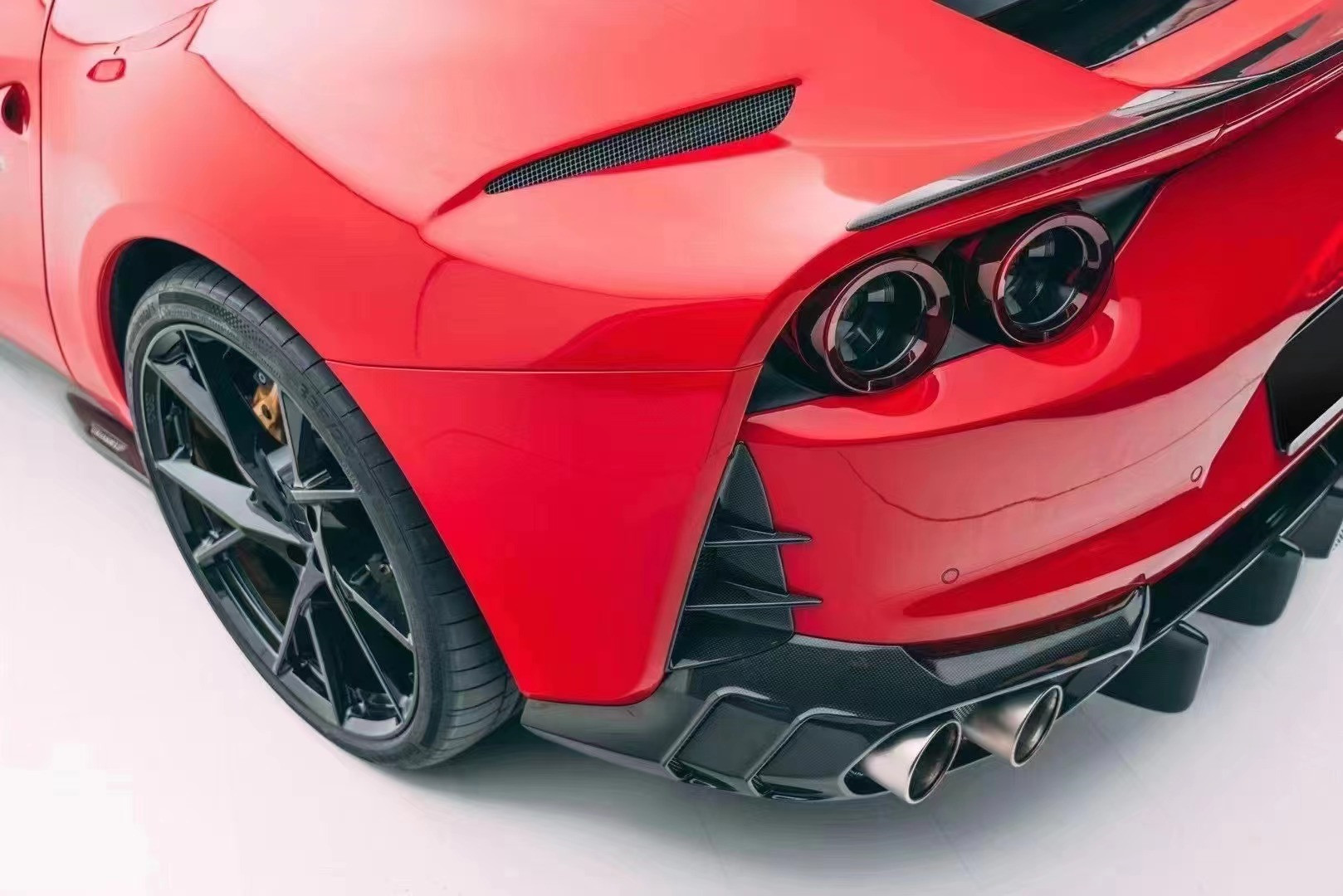 For Ferrari 812 Carbon Fiber Body Kit 812 Upgraded MSY Style Carbon Fiber Front Lip Diffuser Spoiler Body Kit
