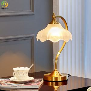 China Glass Copper Bedside Table Lamp Delicacy Process Decoration factory