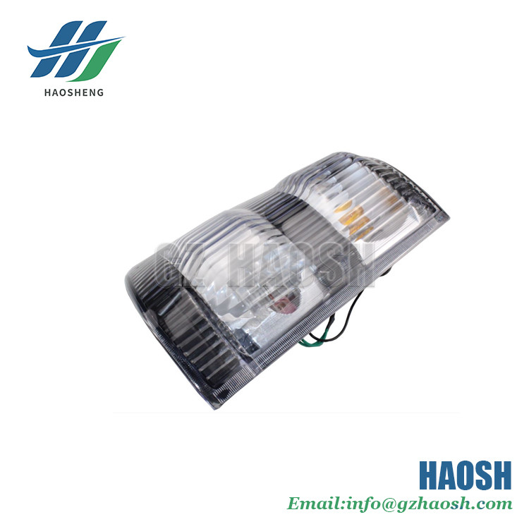 Front Combination Lamp RH 8-97365172-1 8973651720 8980539400 8980539400 8980539380 For Isuzu 600P 4KH1