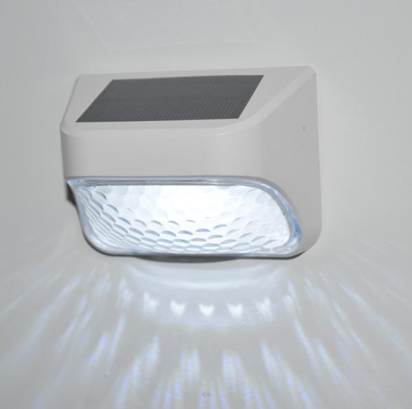 Outdoor LED Solar Wall Light Waterproof Solar Garden Light For Courtyard