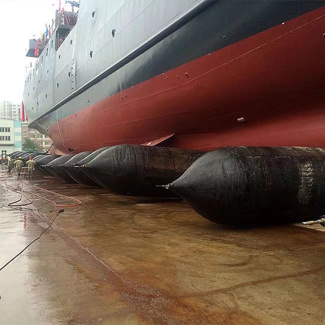 Durable Marine Inflatable Rubber Airbag Ship Launching / Docking