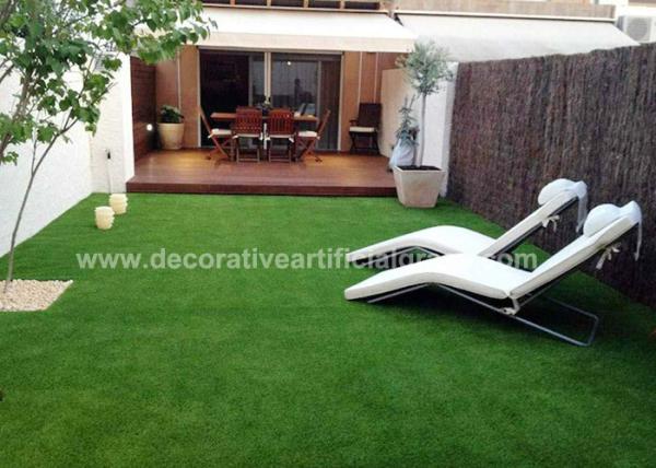 SBR Latex Green Fake Grass Carpet / Decorative Artificial Grass Lawn For Indoor