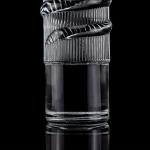 Customized Logo Clear 750ml Bar Top Emossed Snake Drawing Glass Bottle for Vodka