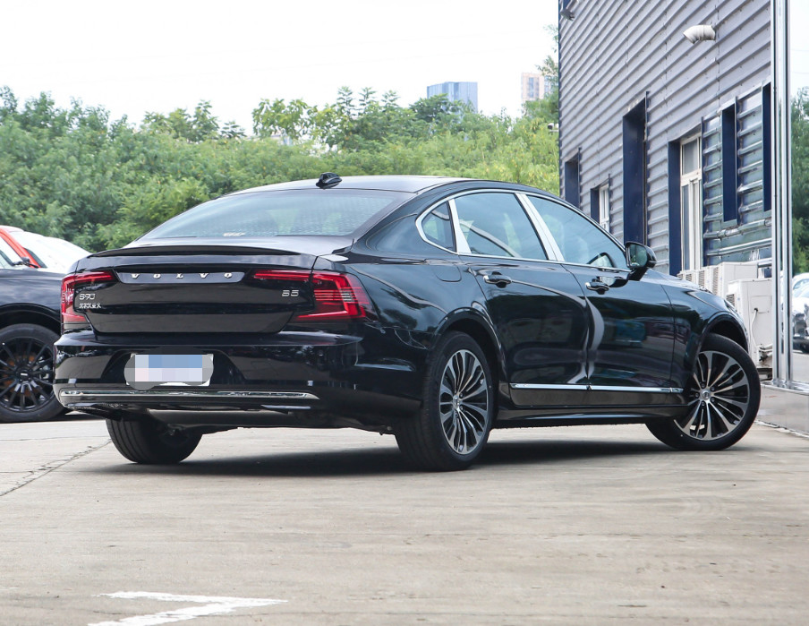 2023 VOLVO S90 Gasoline Plus 48V B5 Medium Large Left-Hand Luxury SUV