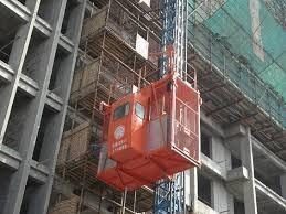 China Light Construction Passenger Hoist High Running Speed Large Lifting Capacity factory