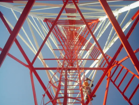 4G 5G Base Station Coastal Area Hot Dip Galvanized Telecommunication Angle Steel Tower