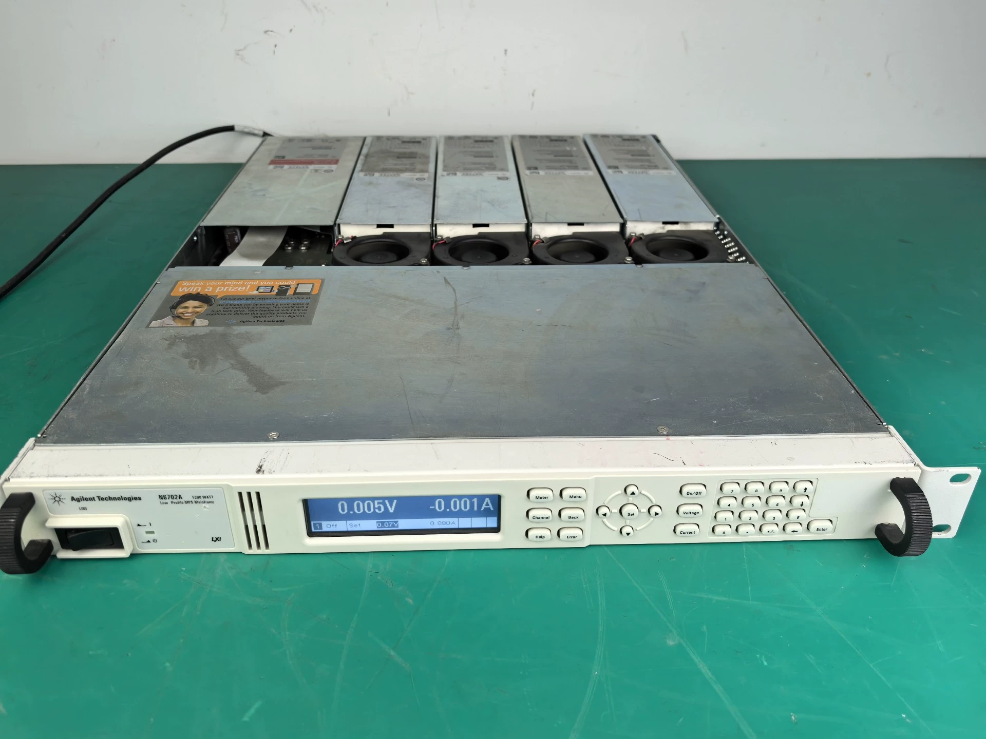 China 1200 W 4 Slot Modular Power System Mainframe Agilent N6702A factory