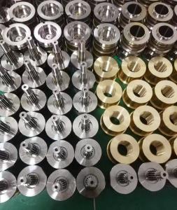 China TiN Coating Cosmetic Injection Moulding , Custom Mold Components Gold Natural Color factory