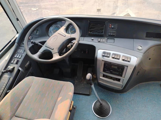 Used Passenger Bus 51 Seats Double Doors Leaf Spring Suspension Weichai Engine Young Tong Bus
