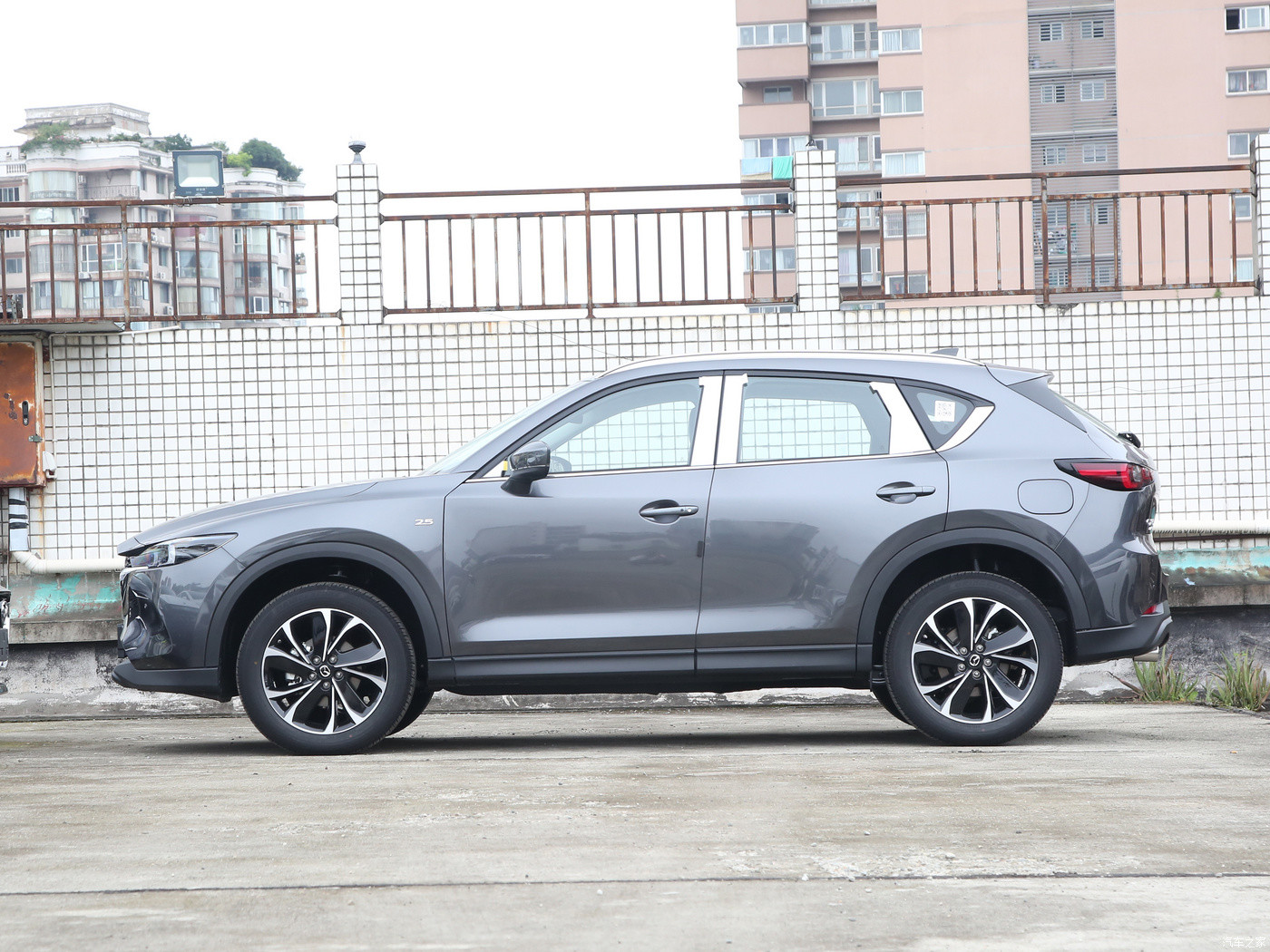 2024 Petrol Car Mazda Cx5 2.5L 4WD Car Gasoline Automatic Four Wheel Drive