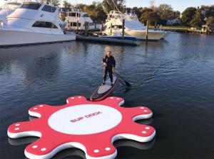 China Customized 8 Station Water Sport Red Inflatable Sup Air Dock Platform factory