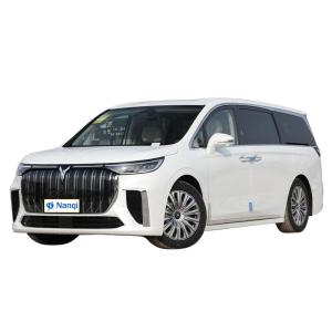 China Voyah Dreamer EV Pure Electric MPV Electric Car Four Wheel Drive factory