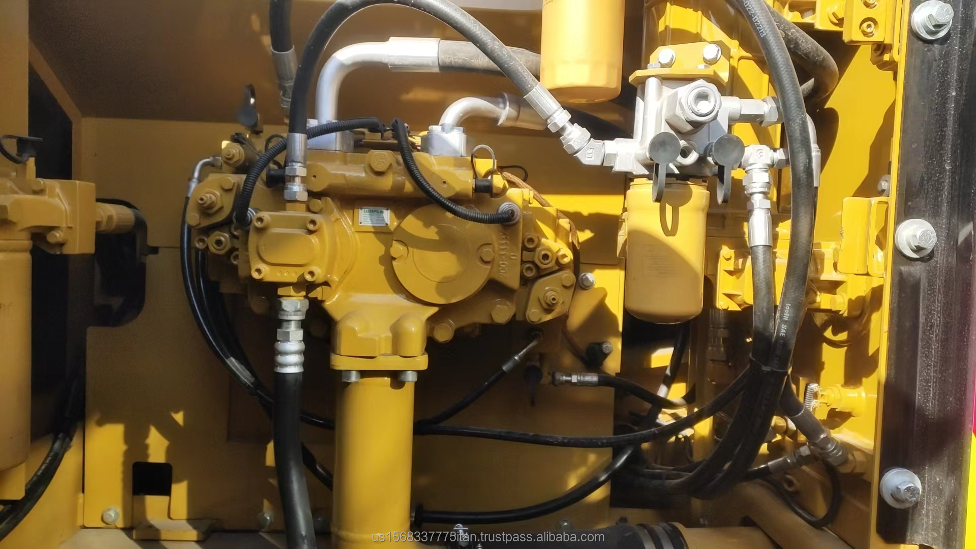 cat 305.5e2 excavator suitable for different applications and customer requirements