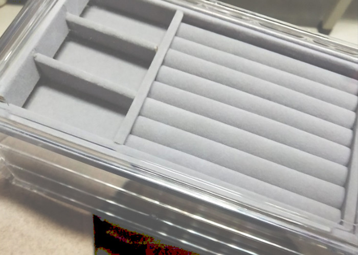 Clear Acrylic Makeup Organiser , Acrylic Jewelry Display Box With Velvet